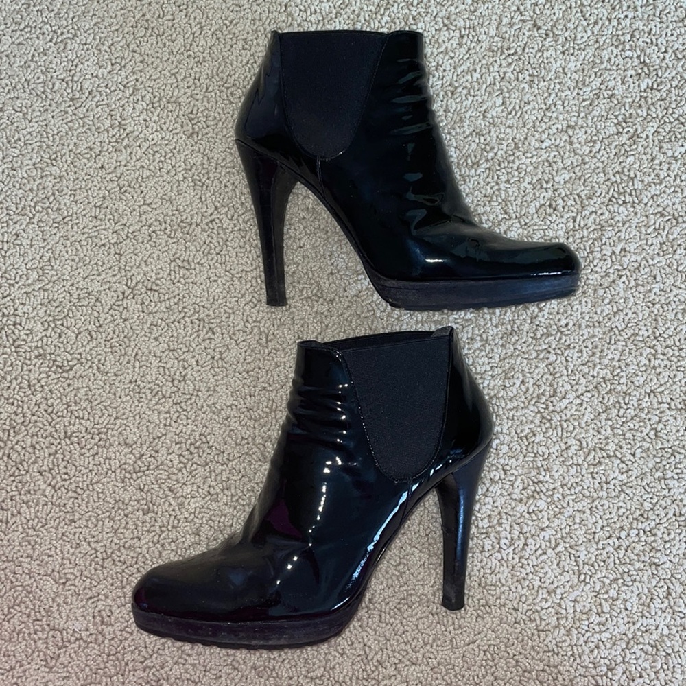 Stuart Weitzman Black Patent Leather Booties Ankle Boots Heeled